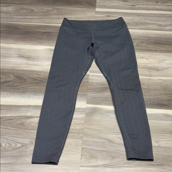 Nike gray athletic leggings size medium - Picture 1 of 10